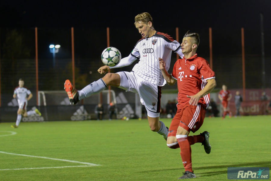 Nick beim Fußballstipendium in den USA